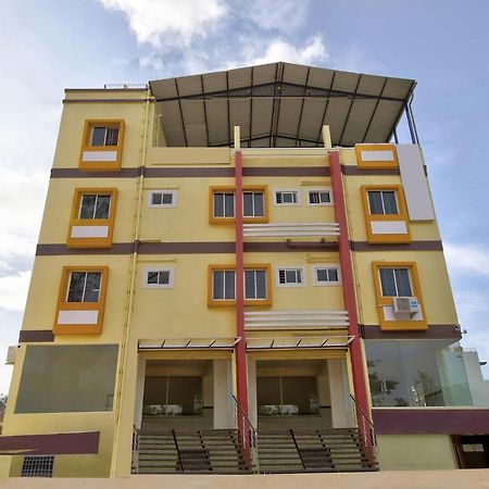 Oyo 39837 Sri Anjaneya Residency Hotel Shimoga Exterior photo